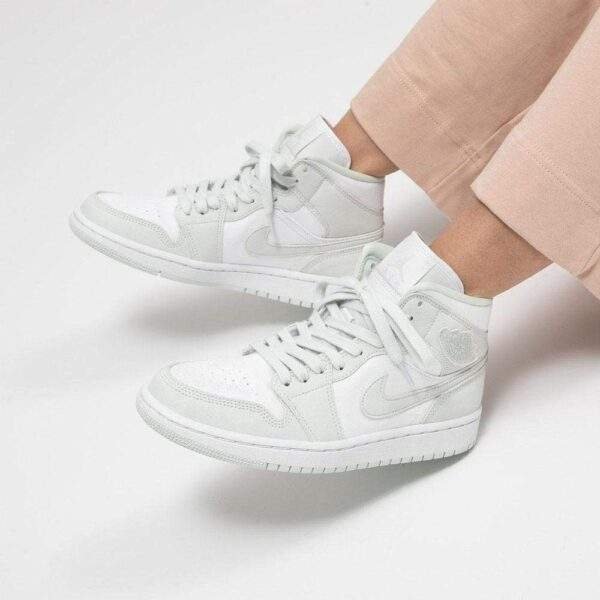 נעלי נייק אייר ג'ורדן | nike air jordan 1 mid spruce aura