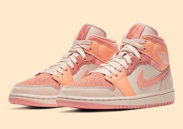 נעלי נייק אייר ג'ורדן | Nike Air Jordan 1Mid Apricot Orange