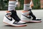 נעלי נייק אייר ג'ורדן | Nike Air Jordan 1 High OG Electro Orange