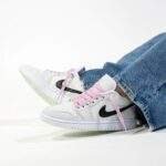 נעלי נייק אייר ג'ורדן | Nike Air jordan 1 Low SE Barely Green