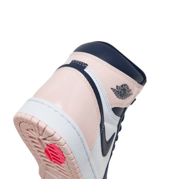 נעלי נייק אייר ג'ורדן | Nike Air Jordan 1 Retro High OG Bubble Gum