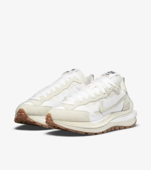 נעלי Nike Vaporwaffle Sacai White Gum