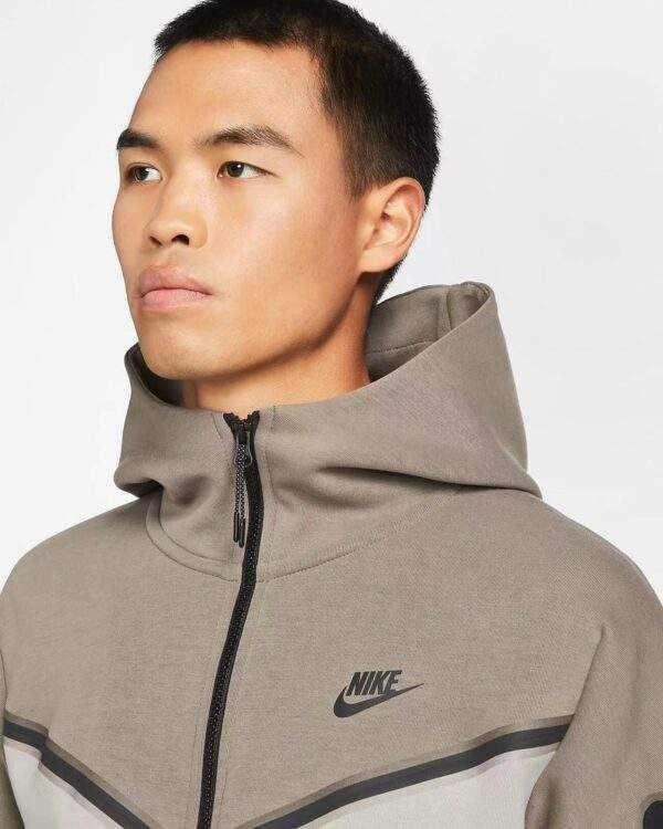 בגדי Nike Sportswear Tech Fleece - סווטשירט