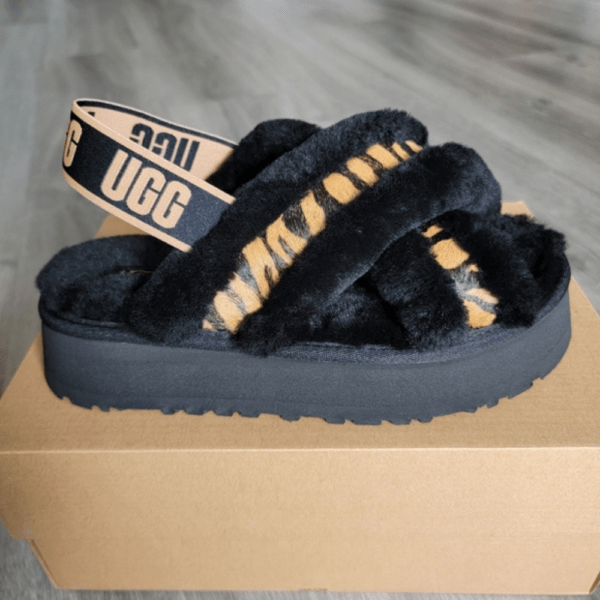 נעלי האג | מגפי האג UGG Women's Disco Cross Tiger Print