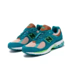 נעלי ניו באלאנס | New Balance x Salehe Bembury 2002R sneakers
