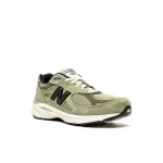 נעלי ניו באלאנס | New Balance 990 V3 Olive