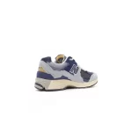 נעלי ניו באלאנס | New Balance 2002R Light Arctic