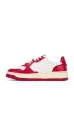 נעלי Autry Medalist Low Sneaker Red