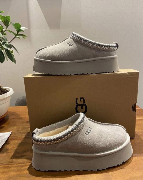 נעלי האג | מגפי האג UGG Tazz Slipper Seal