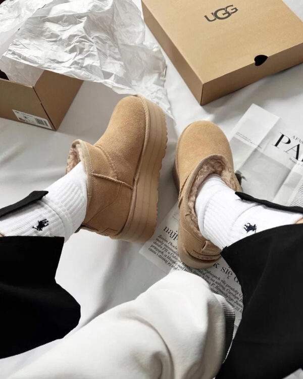 נעלי האג | מגפי האג Ugg Classic Ultra Mini Platform Driftwood