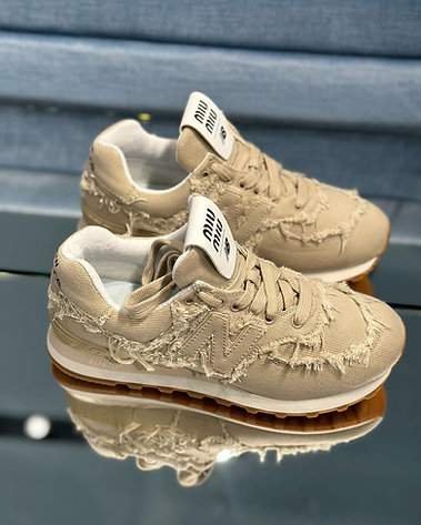 נעלי ניו באלאנס | New Balance 574 x Miu Miu - Suede Hazelnut Jeans Sneakers