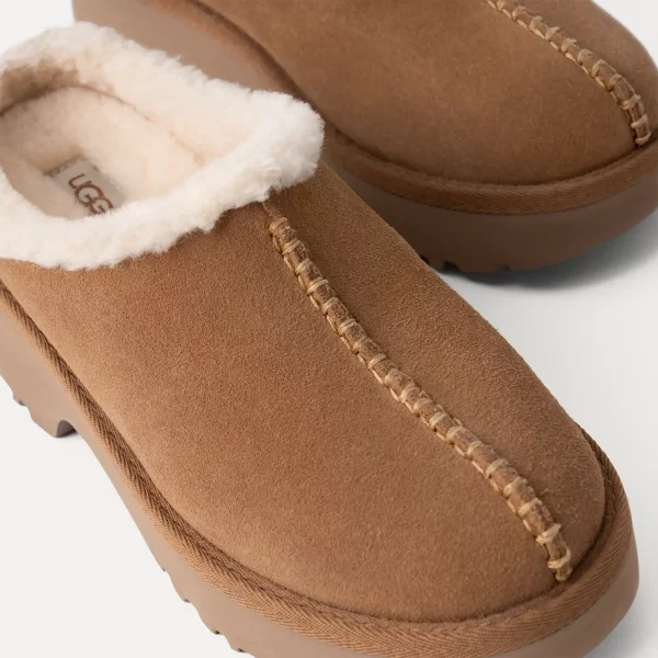 נעלי האג | מגפי האג פלטפורמה עקב UGG Women's New Heights Cozy Clog Chestnut