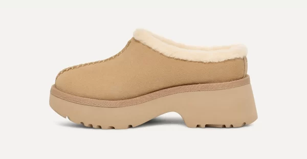 נעלי האג | מגפי האג פלטפורמה עקב UGG Women's New Heights Cozy Clog Mustard Seed