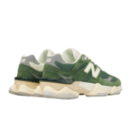 נעלי ניו באלאנס | New Balance 9060 Green Suede