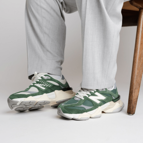 נעלי ניו באלאנס | New Balance 9060 Green Suede