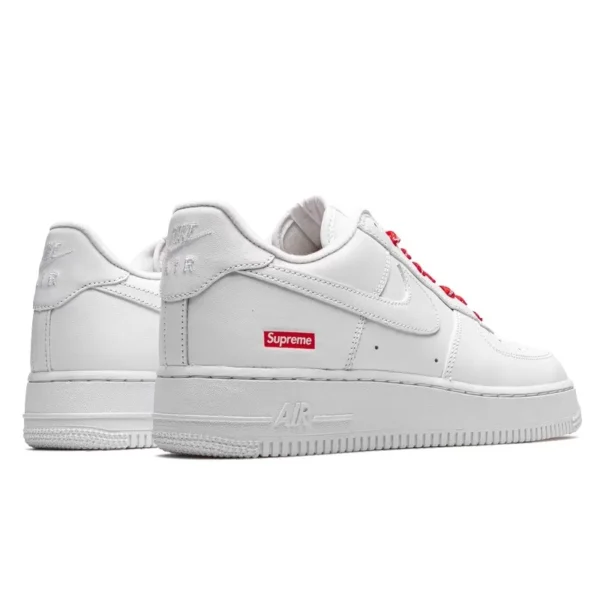 נעלי נייק | Nike Air Force 1 Low White Supreme