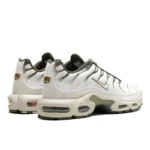נעלי נייק | Nike Air Max Plus Light Bone