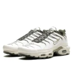נעלי נייק | Nike Air Max Plus Light Bone