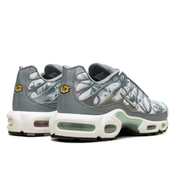 נעלי נייק | Nike Air Max Plus Origins Waterway
