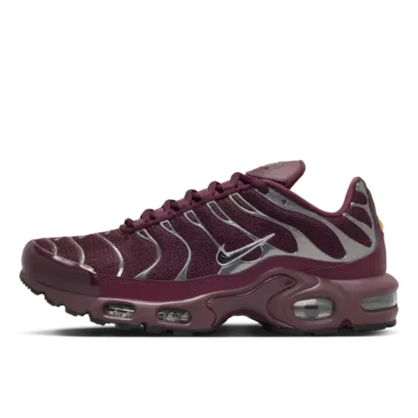 נעלי נייק | Nike Air Max Plus SE Night Maroon Metallic Silver