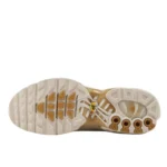נעלי נייק | Nike Air Max Plus Tiempo Metallic Gold