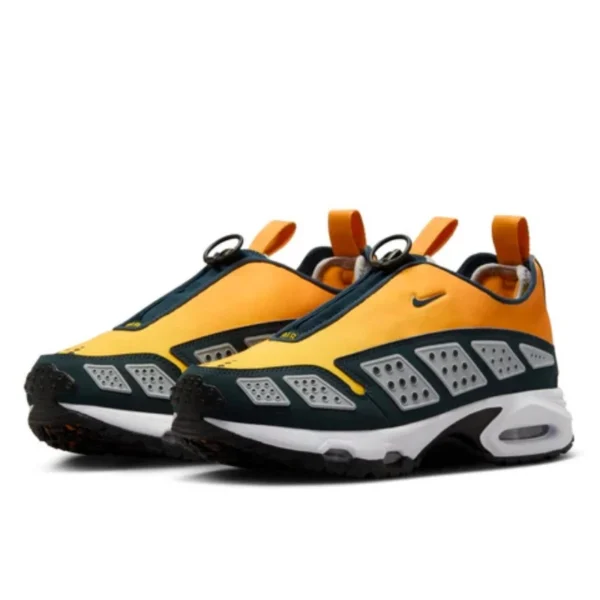 נעלי נייק | Nike Air Max SNDR Canyon Gold