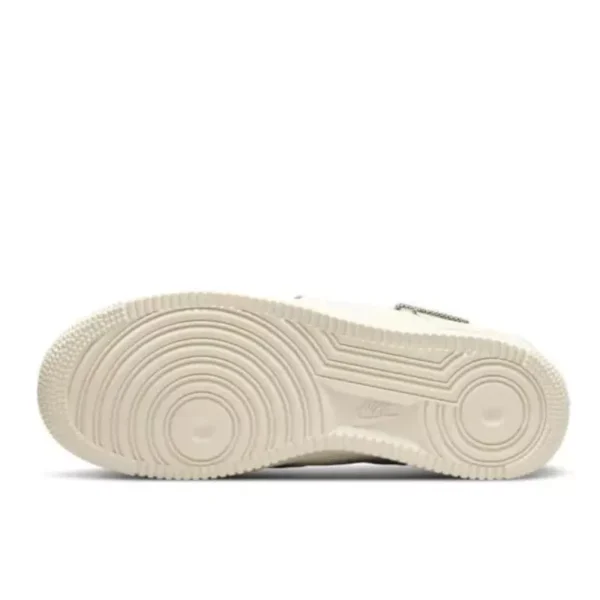 נעלי נייק | Nike Air Force 1 Low '07 LX Light Orewood Brown