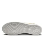 נעלי נייק | Nike Air Force 1 Low '07 SE Next Nature Summit White Bronzine