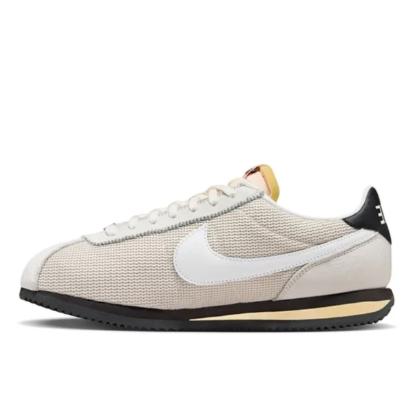 נעלי נייק | Nike Cortez Light Orewood Black