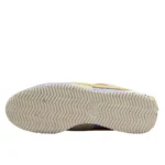 נעלי נייק | Nike Cortez Union Lemon Frost