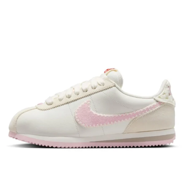 נעלי נייק | Nike Cortez Valentine's Day (2025)
