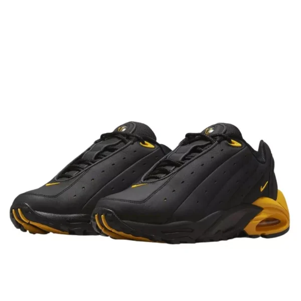 נעלי נייק | Nike Hot Step Air Terra Drake NOCTA Black University Gold