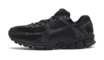 נעלי נייק | Nike Vomero 5 Triple Black