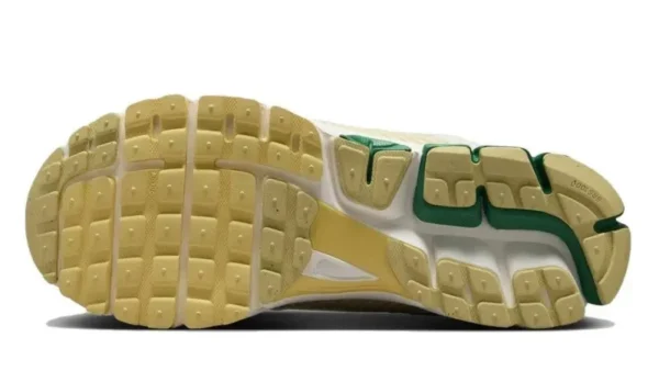 נעלי נייק | Nike Zoom Vomero 5 Alabaster Malachite