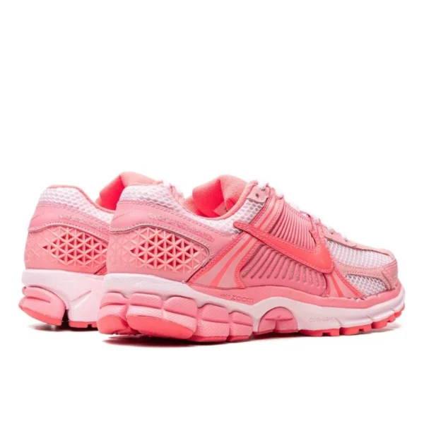 נעלי נייק | Nike Zoom Vomero 5 Coral Chalk Hot Punch