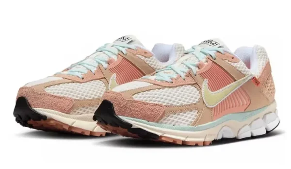 נעלי נייק | Nike Zoom Vomero 5 Have a Nike Day