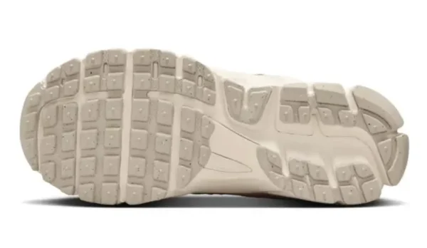 נעלי נייק | Nike Zoom Vomero 5 Pale Ivory