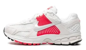 נעלי נייק | Nike Zoom Vomero 5 Siren Red