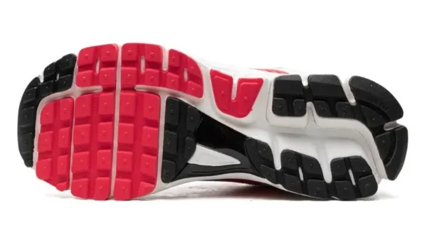 נעלי נייק | Nike Zoom Vomero 5 Siren Red