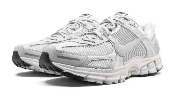 נעלי נייק | Nike Zoom Vomero 5 SP Vast Grey