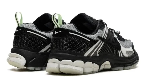 נעלי נייק | Nike Zoom Vomero 5 Spider