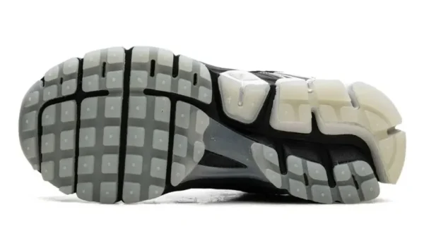 נעלי נייק | Nike Zoom Vomero 5 Spider