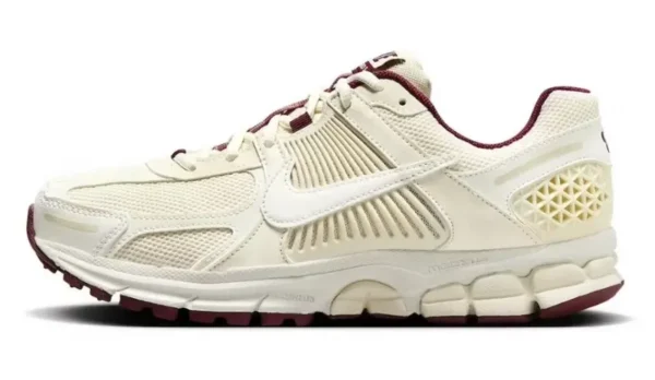 נעלי נייק | Nike Zoom Vomero 5 Valentine's Day