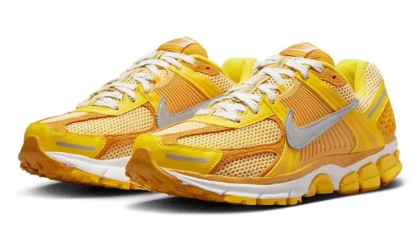 נעלי נייק | Nike Zoom Vomero 5 Yellow Ochre