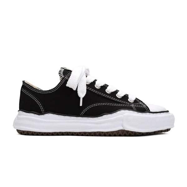 מייסון מיהרה יאסוהירו | Maison Mihara Yasuhiro Peterson Canvas Low Black White