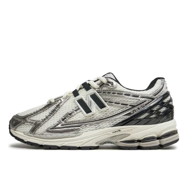 נעלי ניו באלאנס | New Balance 1906R Silver Black