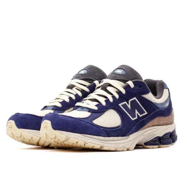 נעלי ניו באלאנס | New Balance 2002R Navy Cream