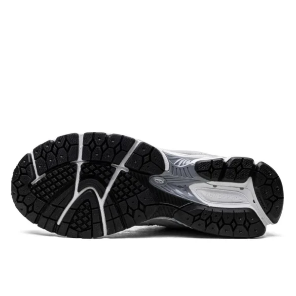 נעלי ניו באלאנס | New Balance 2002R Steel Lead