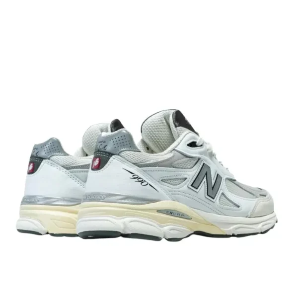 נעלי ניו באלאנס | New Balance 990 V3 MiUSA Teddy Santis Sea Salt