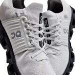 נעלי און קלאוד | On Cloudswift 4 Running Shoes Wolf/Black